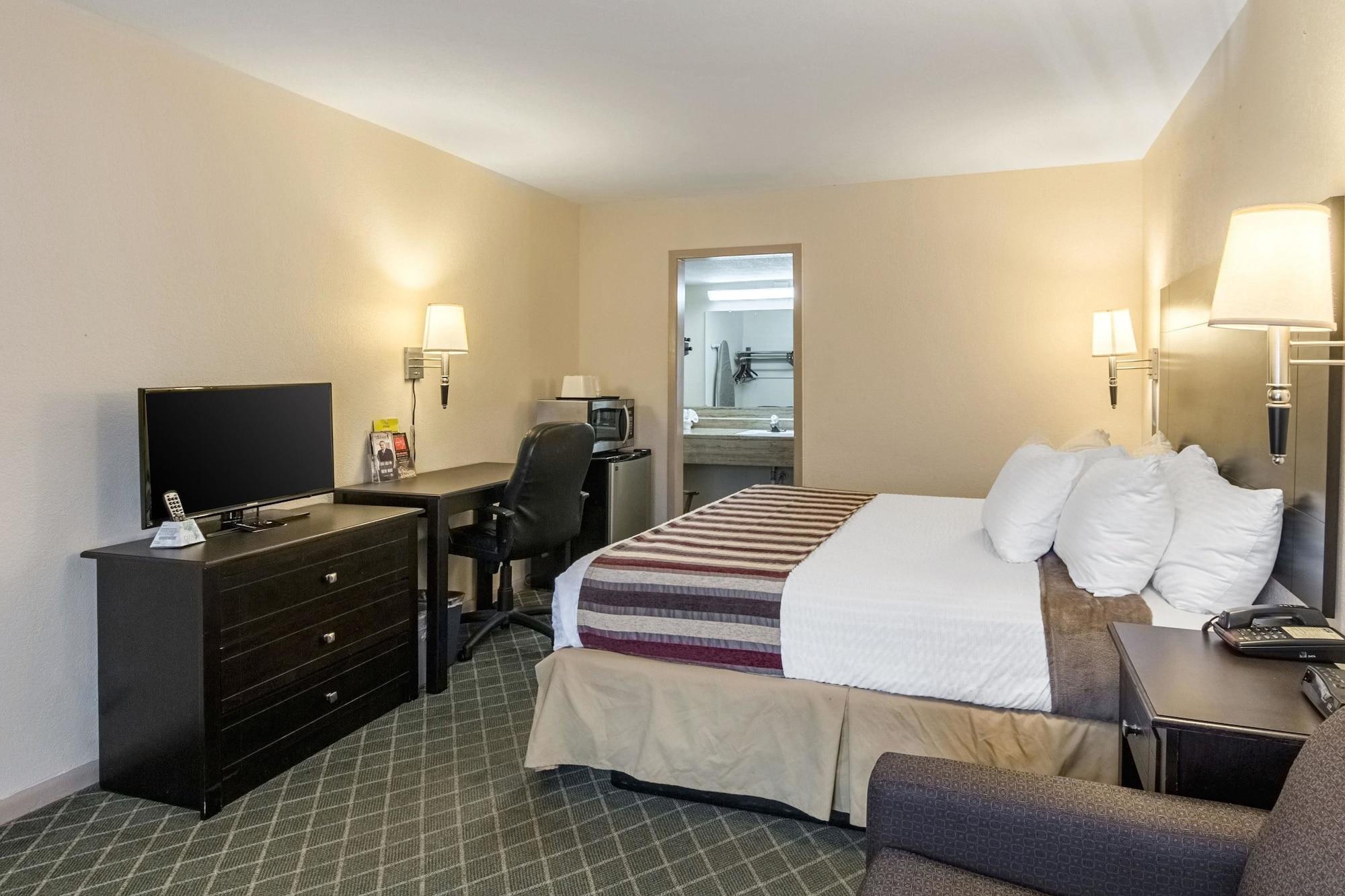 Rodeway Inn University Остин Экстерьер фото