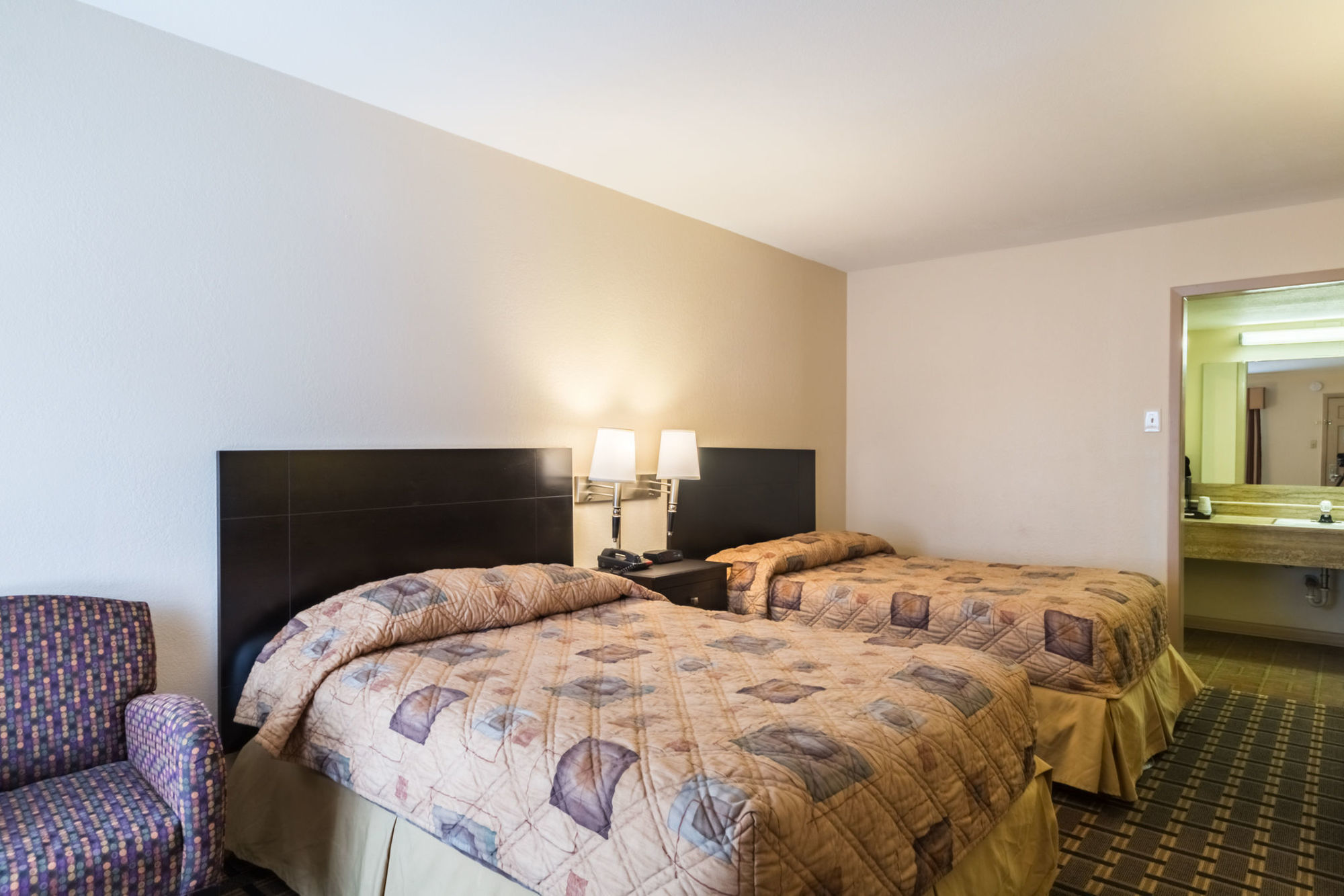Rodeway Inn University Остин Номер фото